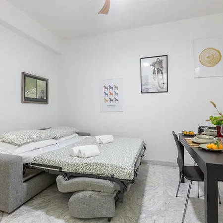 Bright And Modern X4 Apartment